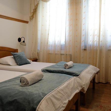 Bed And Breakfast Vijecnica Sarajevo Exterior photo