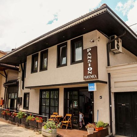 Bed And Breakfast Vijecnica Sarajevo Exterior photo