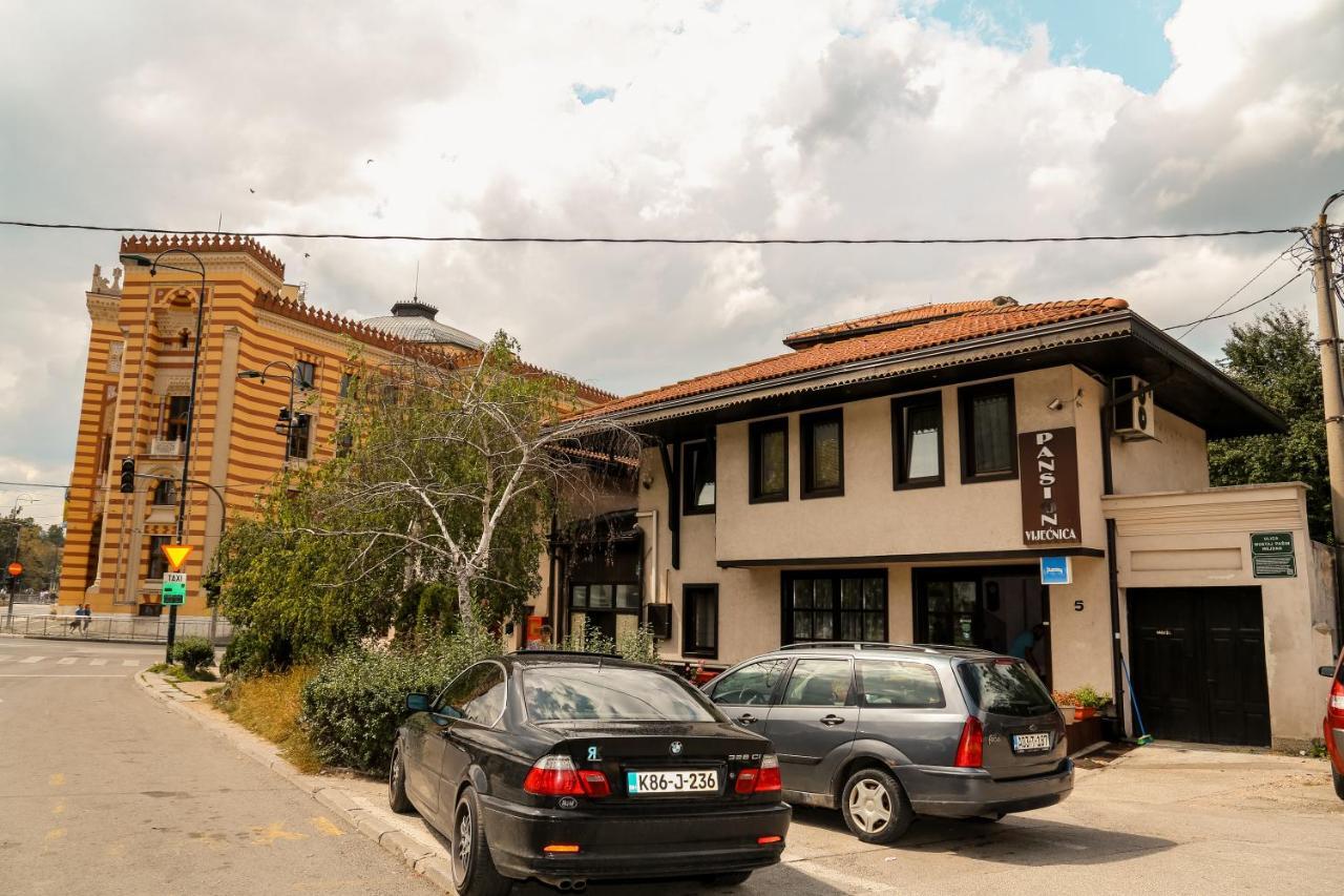 Bed And Breakfast Vijecnica Sarajevo Exterior photo