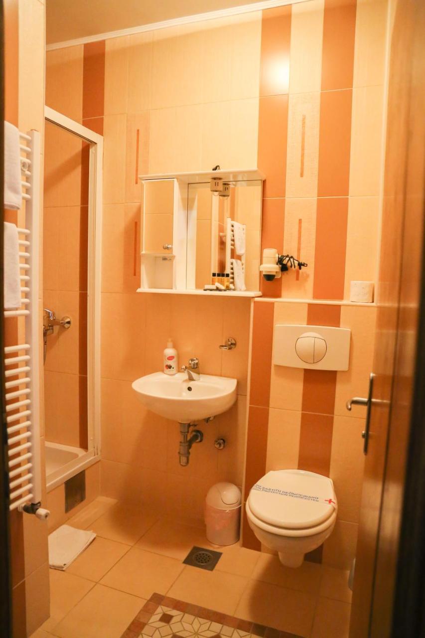 Bed And Breakfast Vijecnica Sarajevo Exterior photo